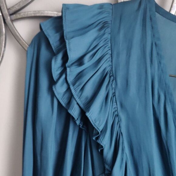 THML Elegant Teal Ruffle Blouse - Picture 4 of 7